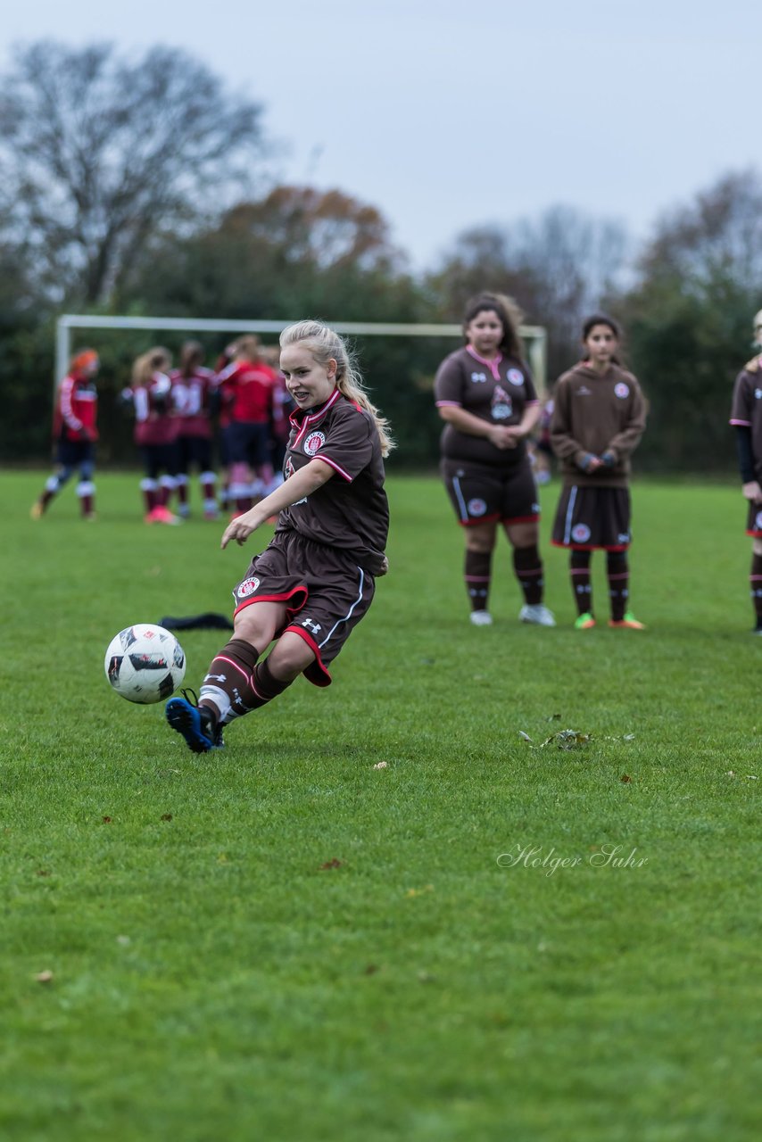 Bild 82 - C-Juniorinnen Halstenbek-Rellingen - St.Pauli : Ergebnis: 0:5